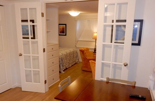 Apalachicola Cottage | Private Cottage in Historic District