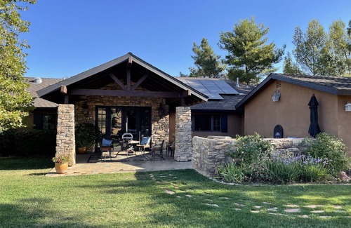 Ramona House | Private country home on 10 acres - Minutes to wine country and area attractions.