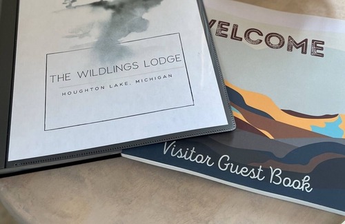 Houghton Lake Heights House | Private dock and adventures await at Wildlings Lodge!