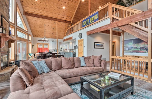 Roach Cottage | Private Dock: Waterfront Gem on Lake of the Ozarks