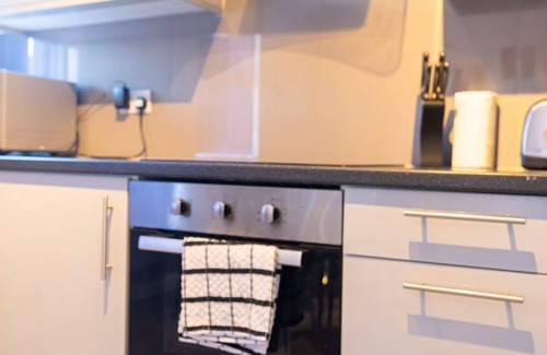 St Helens House | Private Ensuite Room Shared Kitchen St Helen A3