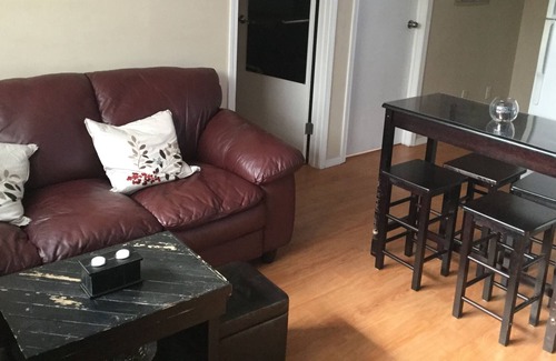 Saanich East Cottage | Private entrance cottage