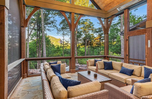 Cashiers House | Private Falls-Hiking-View-King beds-Sauna-Pub-Chefs Kitchen-In Town & Private!