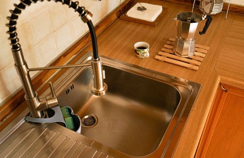 Somma Lombardo House | [private garden] - convenient for Malpensa and Milan