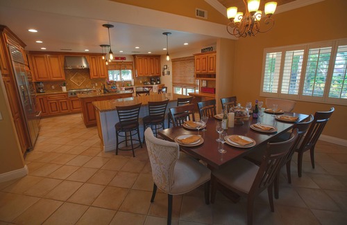 Temecula House | Private gated vineyard on Temecula wine trail - Pool, 24/7 Heated Spa, CLEAN!