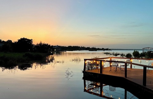 Buchanan Dam House | Private Gated Waterfront Lake Buchanan Home! Hot tub, Dog Friendly, Fully Fenced