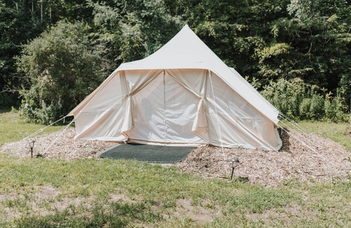 Salem RV Rental | Private Glamping Site at Family-Run Farm, Blind Buck Valley Farmstead