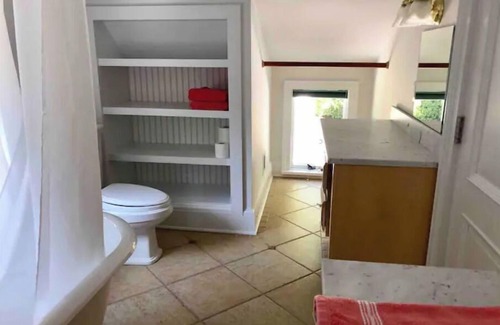 Water Mill House | Private guest apartment close to beach with pool & tennis