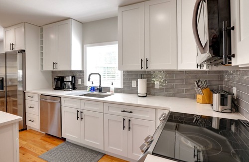 Tybee Island House | Private Heated Pool - 1 Block from the Beach!