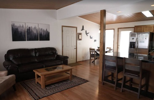 Estes Park House | Private home close to downtown- 2 bedrooms 2 bath