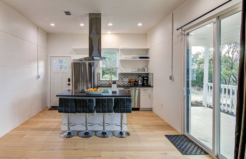 Burnet House | Private Home on Spider Mountain with Spectacular View of Lake Buchanan