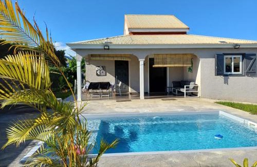 Lamentin House | Private House for Vacation, Castel