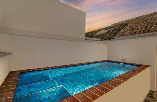 Distrito Sur House | Private House PRIVATE POOL Private Andalusian Courtyard BBQ Near Historic Center