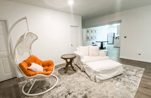Huntsville House | Private In-law suite in upscale neighborhood