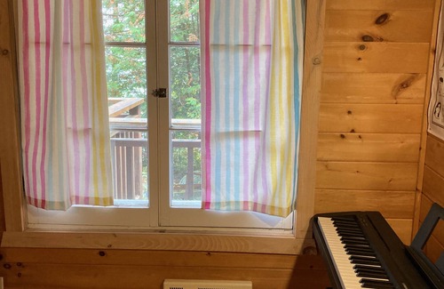 Rosseau Cottage | Private island on Lake Rosseau in Muskoka: beautiful cottage plus log cabin.