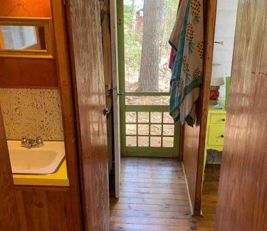 Trent Lakes Ski Chalet | Private Lakefront Family Cottage with Tennis Court