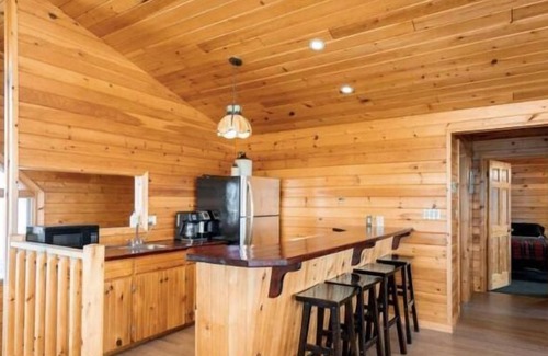 St. Andrews Cabin | Private LakeFront Fishing Sanctuary on 22 Acres