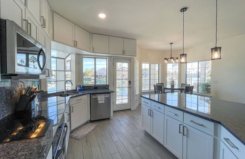 Harbor Point House | Private Lakefront Home in Gated Community - 3 Bedroom/3 Bath + Loft