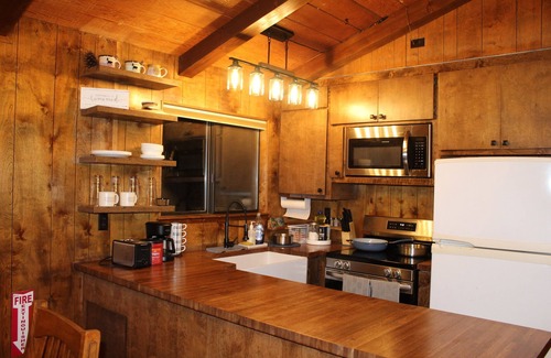Groveland House | Private Lakeview Yosemite House El Capitan - Panoramic Sauna, HotTub, WiFi & AC