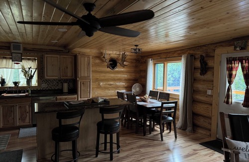 Fairbanks Cabin | Private Log Cabin in Goldstream Valley of Fairbanks