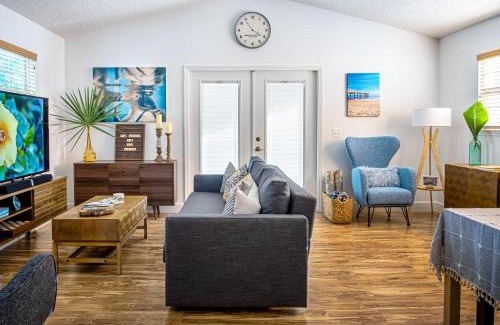 St. Augustine Apartment | Private Mod Boho Chic Retreat Mins DTWN Beach