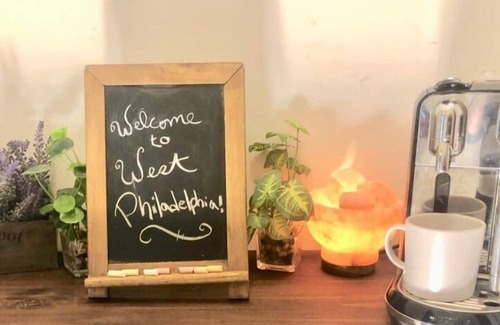 Garden Court Apartment | Private Modern 1 Bedroom - Back Patio, near UPenn