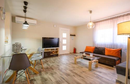 Nea Rodha Apartment | Private Modern Apartment
