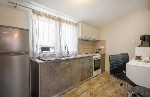 Nea Rodha Apartment | Private Modern Apartment