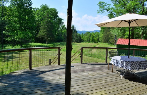 New Paltz House | Private nature hideaway, timber frame home minutes to New Paltz, Gunks, 2 decks.