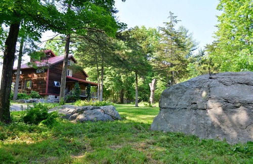 New Paltz House | Private nature hideaway, timber frame home minutes to New Paltz, Gunks, 2 decks.