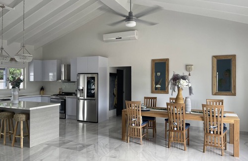 Rooi Afo House | Private Oasis