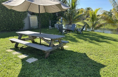 Golden Gate House | Private Paradise: Your Dream Vacation Retreat