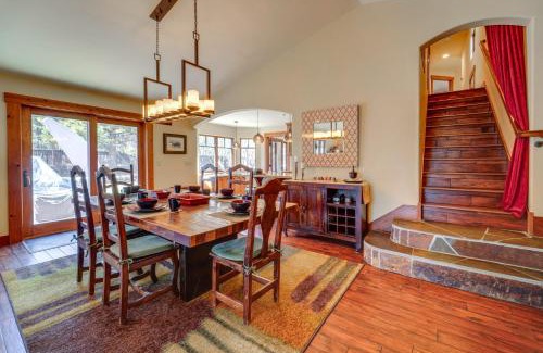 Truckee House | Private Patio and Gas Grill Stunning Truckee Home