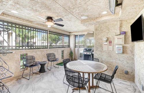 Palm Desert Apartment | Private Patio and Shared Pool Palm Desert Condo!