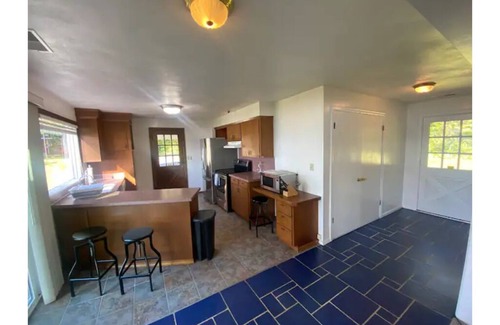 East Olympia House | Private Peninsula Waterfront Home by Nature Preserve