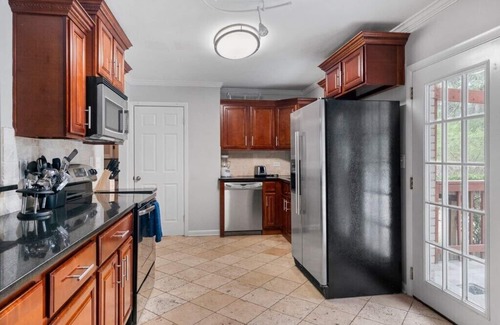 Decatur House | Private Pool ATL w Grill and Outdoor Dining