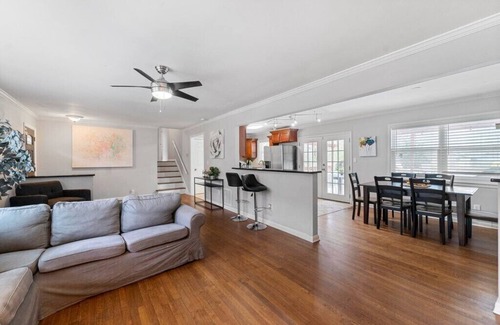 Decatur House | Private Pool ATL w Grill and Outdoor Dining