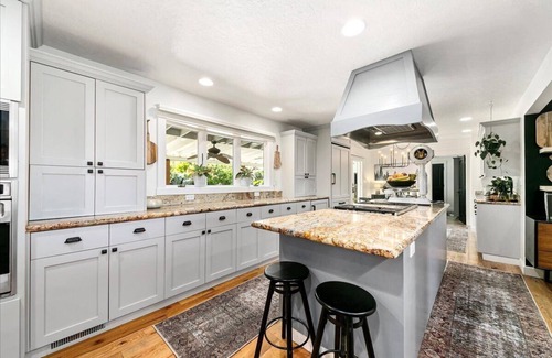 Meridian House | Private Pool, Family Friendly Indoor/outdoor spacious beautiful outdoor areas