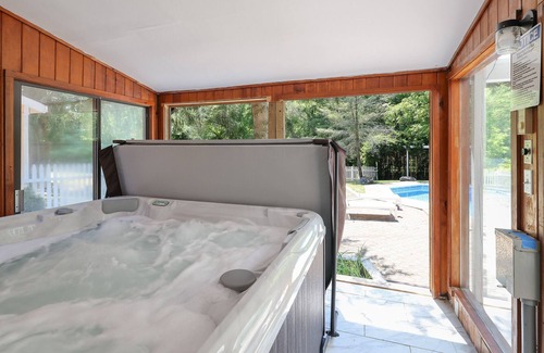 Cresco House | Private Pool + Hot Tub - Cozy Poconos Retreat