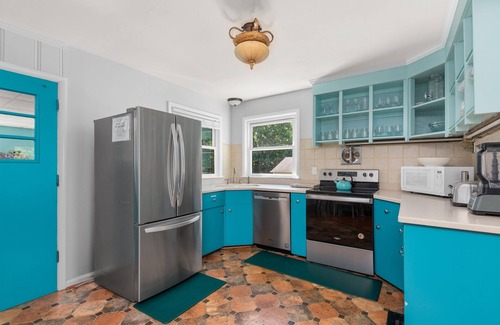 Nashville House | Private Pool! Hot Tub! Fire Pit! 10 Beds