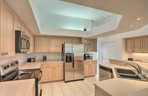 Port Saint Lucie House | Private Pool & Hot Tub: Port St Lucie Escape