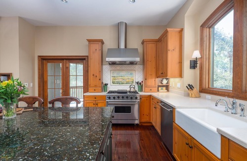 Vanderhorst Plantation House | Private Pool, Lagoon Views, Secluded Setting