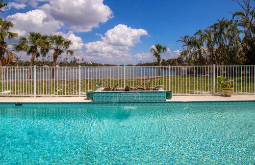 Murex Lakes House | Private Pool, Near Beach, Sanibel Island, Lily Pad