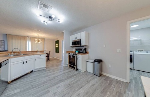 Thousand Oaks Apartment | Private Pool Newly Modernized and Accessible
