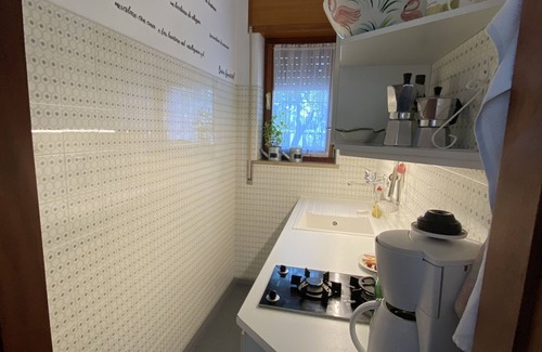 Montioni Apartment | Private pool & palm garden. Villa Colombara with lake view