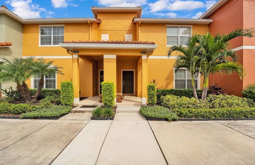 West Kissimmee House | Private Pool Resort Amenities Min Disney & WWS