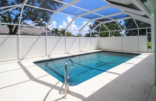 Gulf Cove House | Private Pool, Sol Searcher