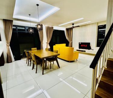 Batu Ferringhi Villa | Private Pool Villa Near Batu Ferringhi Beach