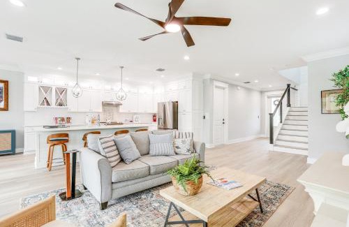 Stuart House | Private Pool Waterfront Stuart Townhome!