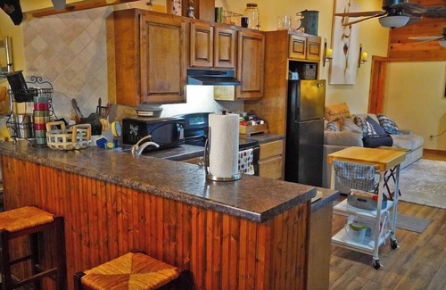 McFaddin Cabin | Private Ranch Home